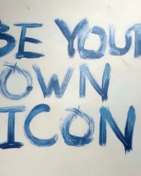 Nouvelle, be your own icon claim